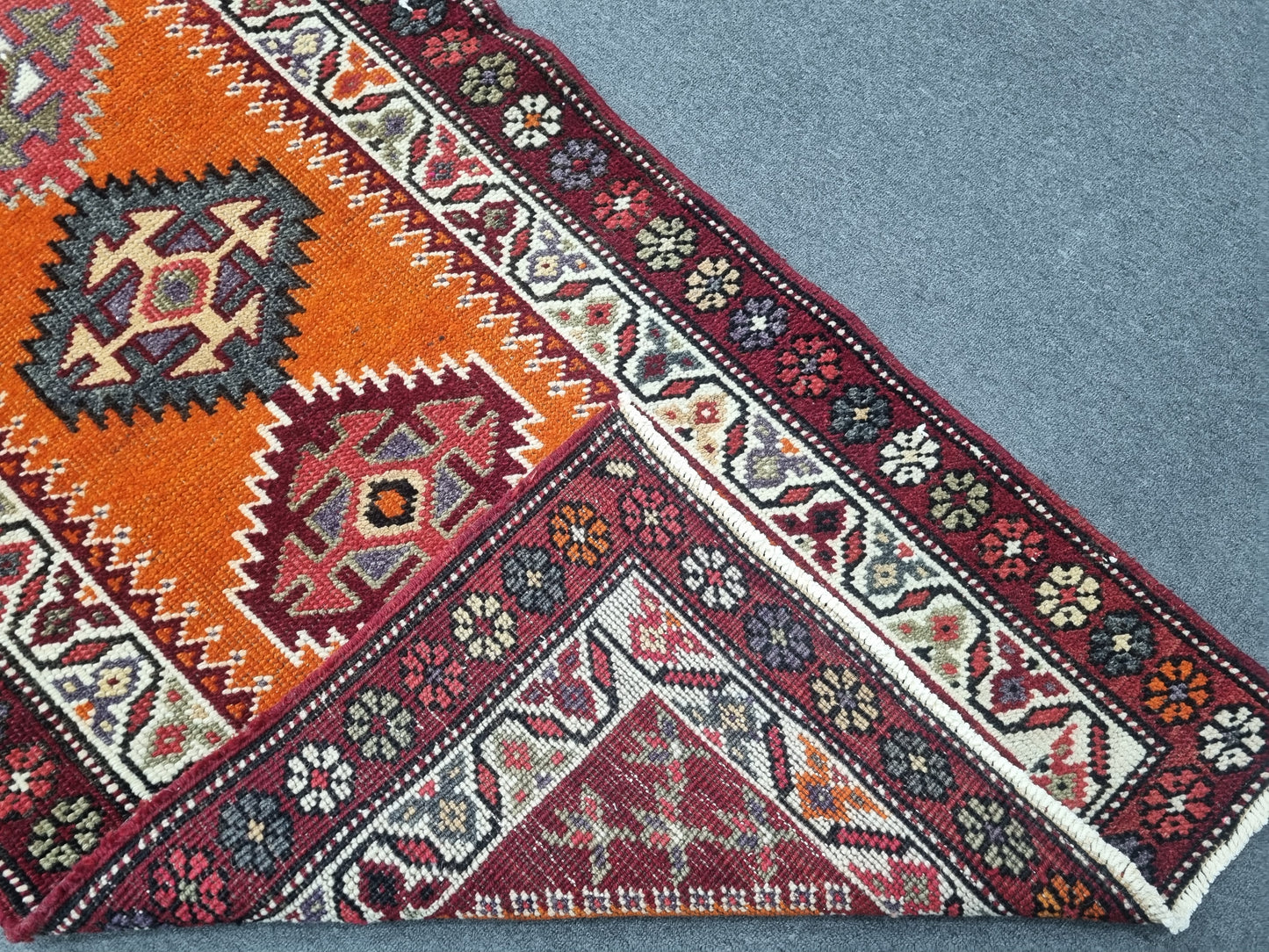 Vintage Oriental Runner Rug 2'9" × 12'11" – Handwoven, Natural Dyes