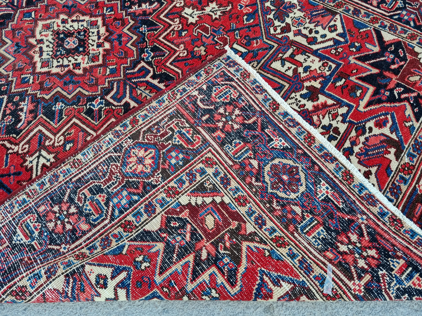 7x10 Vintage 1930s Heriz Rug – Handwoven, Vegetable Dyes