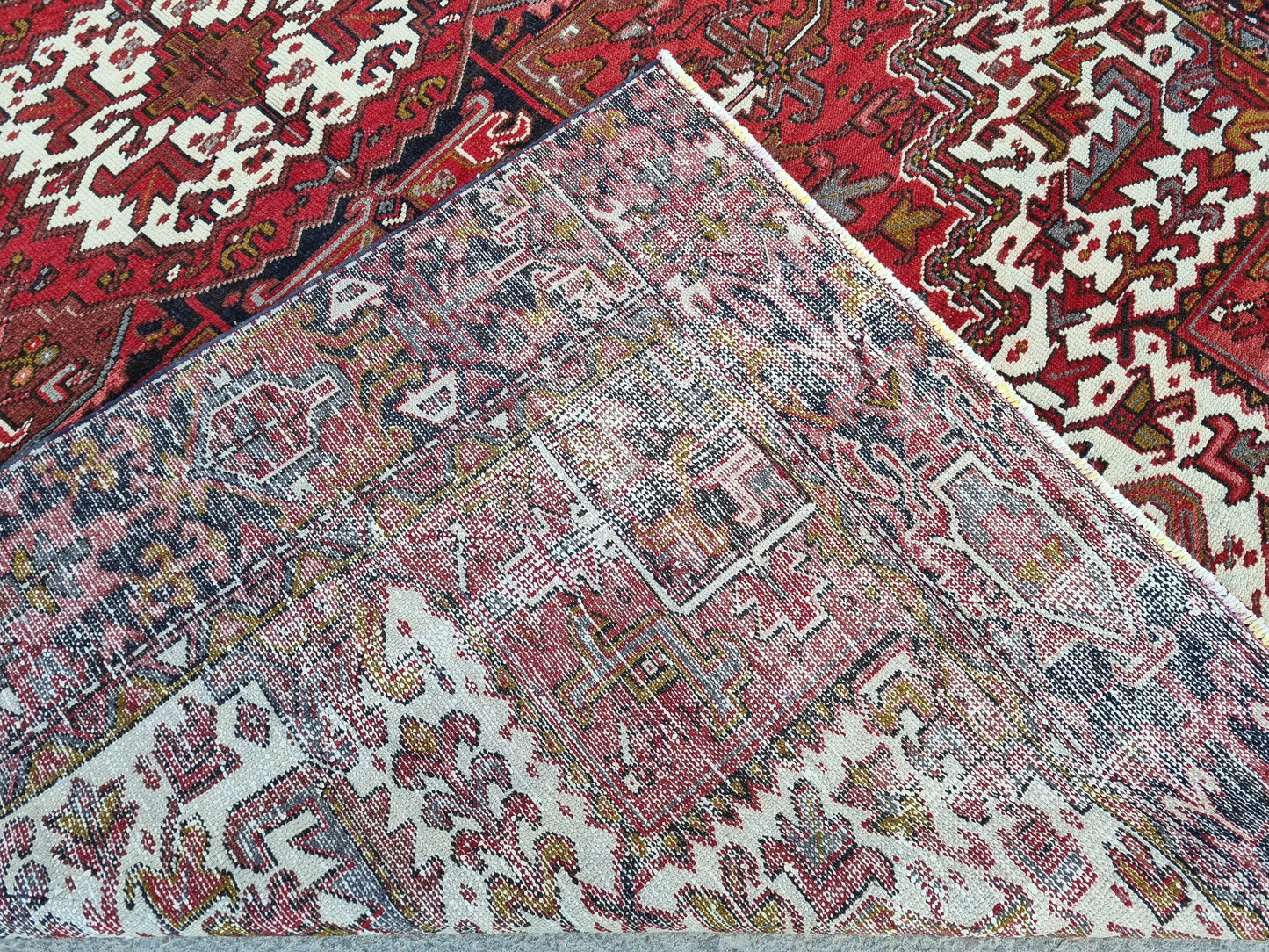 8x11 Vintage 1930s Heriz Rug – Handwoven, Vegetable Dyes