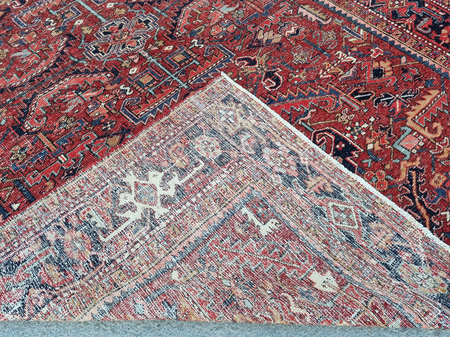8x12 Vintage 1930s Heriz Rug – Handwoven, Vegetable Dyes
