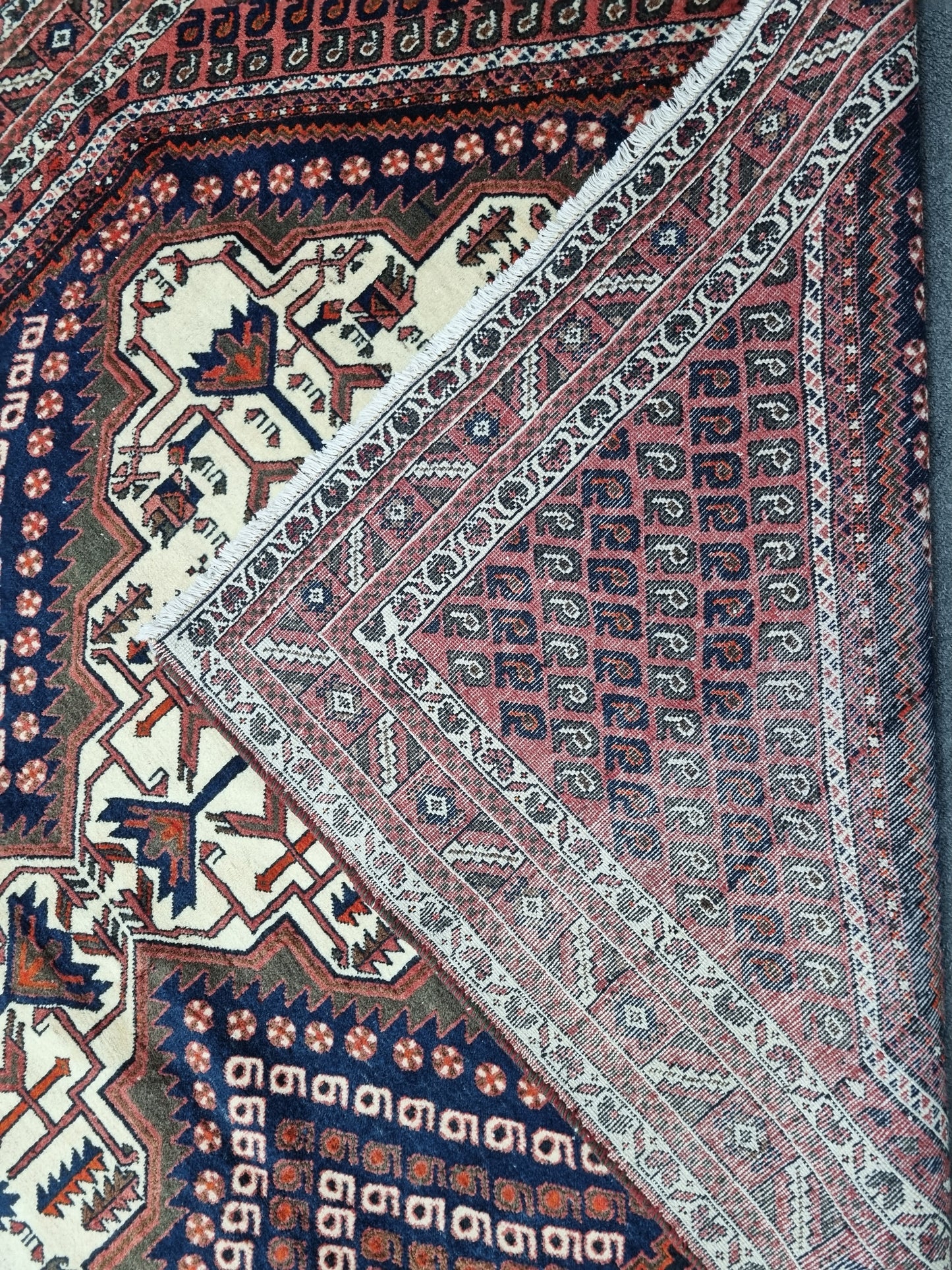 Vintage Oriental Wool Rug, Handwoven Red Tribal Medallion Carpet (4'9" x 6'9")