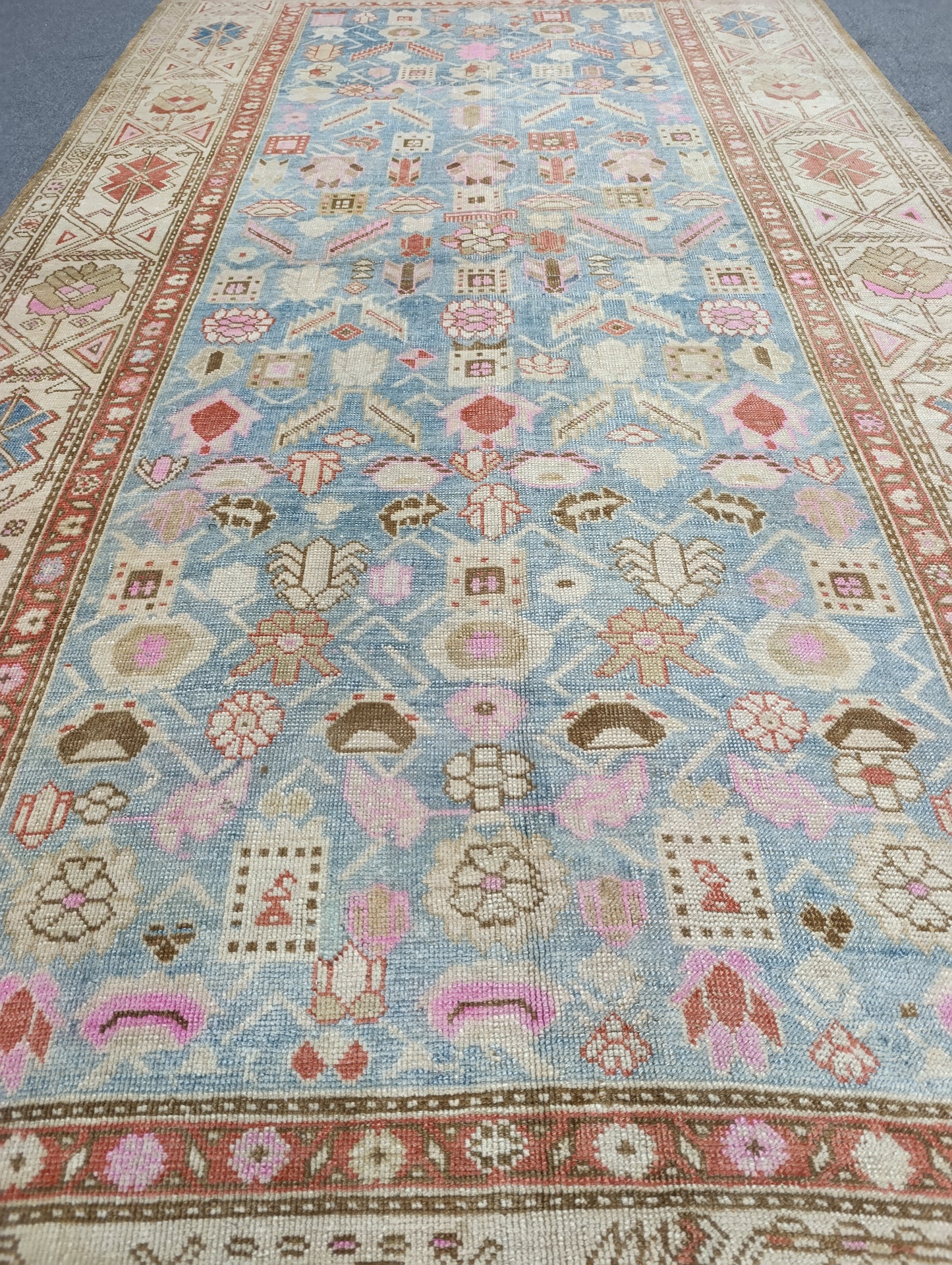 5'×9'3" Vintage Caucasian Rug – Handwoven, Wool Rug,Vegetable Dyes