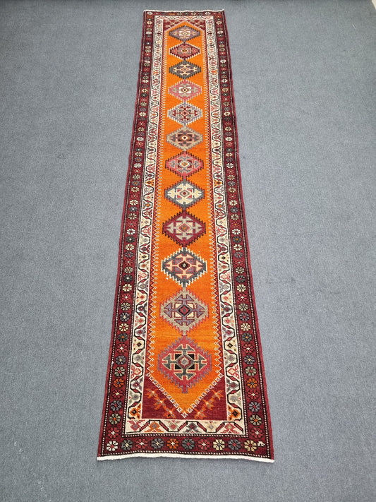 Vintage Oriental Runner Rug 2'9" × 12'11" – Handwoven, Natural Dyes