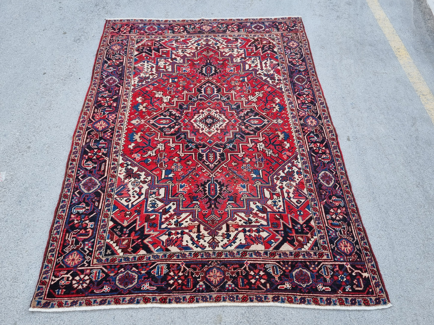 7x10 Vintage 1930s Heriz Rug – Handwoven, Vegetable Dyes