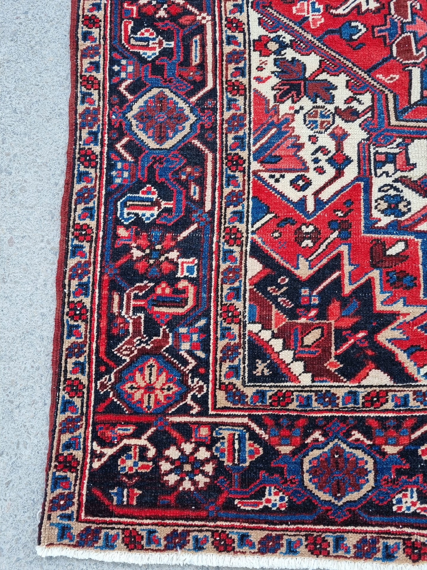 7x10 Vintage 1930s Heriz Rug – Handwoven, Vegetable Dyes
