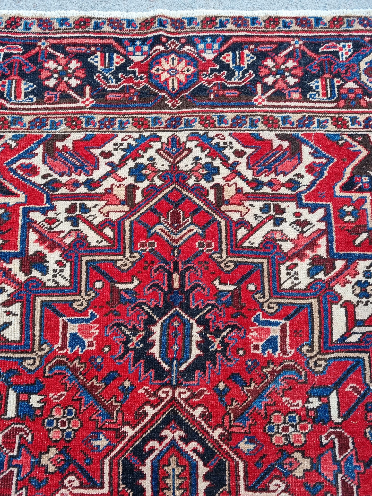 7x10 Vintage 1930s Heriz Rug – Handwoven, Vegetable Dyes