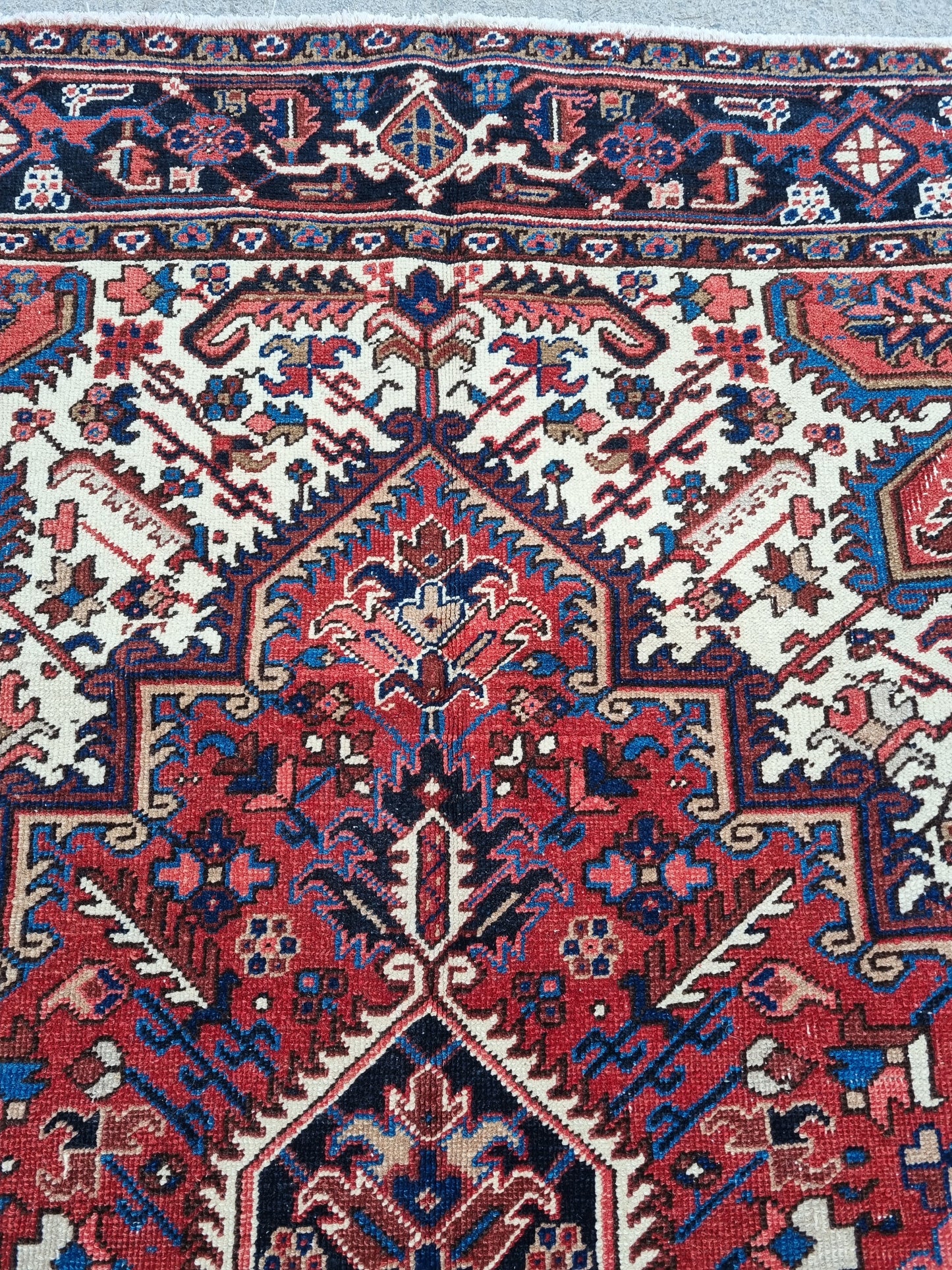 7x10 Vintage 1930s Oriental Heriz Rug – Handwoven, Vegetable Dyes