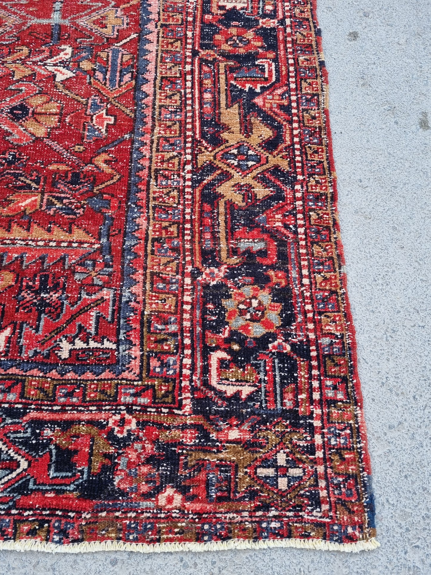8x12 Vintage 1930s Heriz Rug – Handwoven, Vegetable Dyes