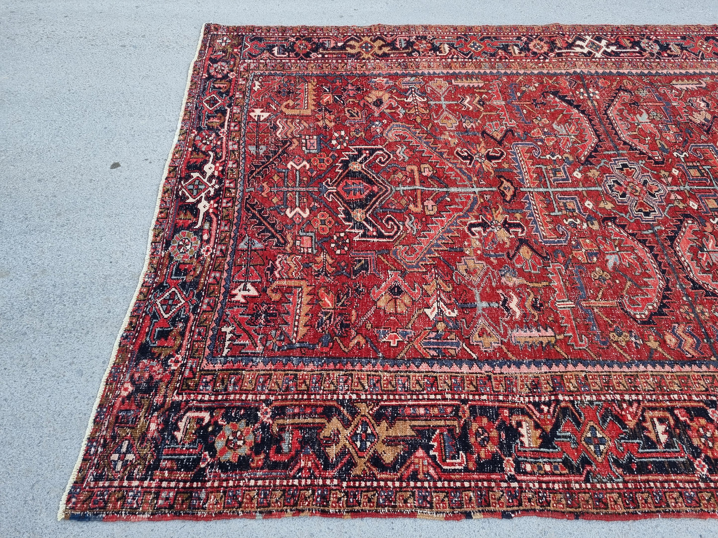 8x12 Vintage 1930s Heriz Rug – Handwoven, Vegetable Dyes