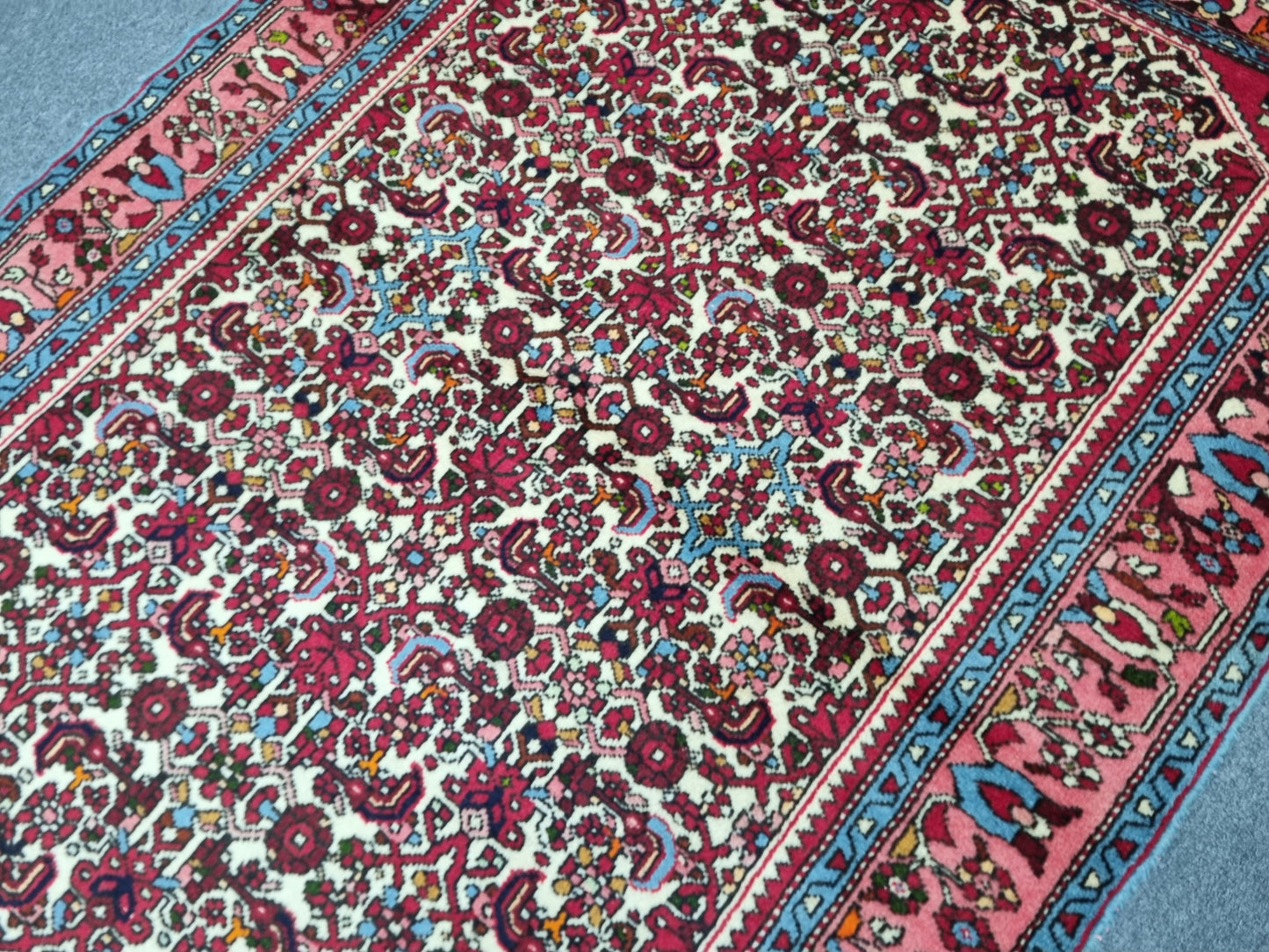 3'7"×4'10" Vintage Oriental Rug – Handwoven, Wool Rug, Vegetable Dyes