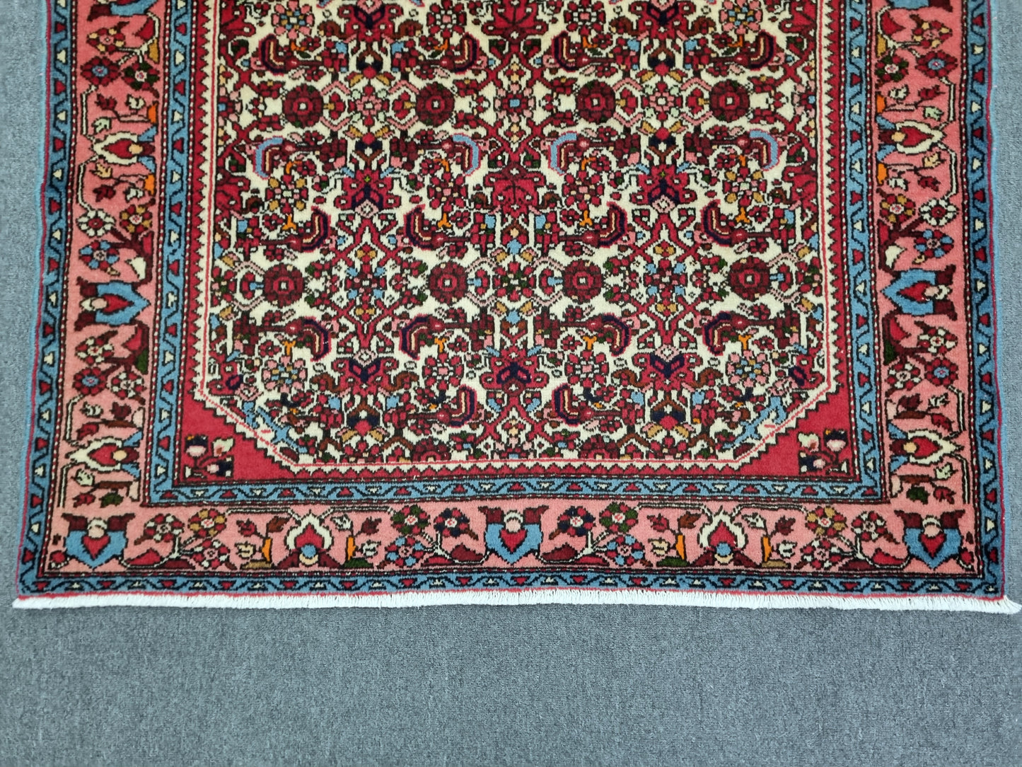 3'7"×4'10" Vintage Oriental Rug – Handwoven, Wool Rug, Vegetable Dyes