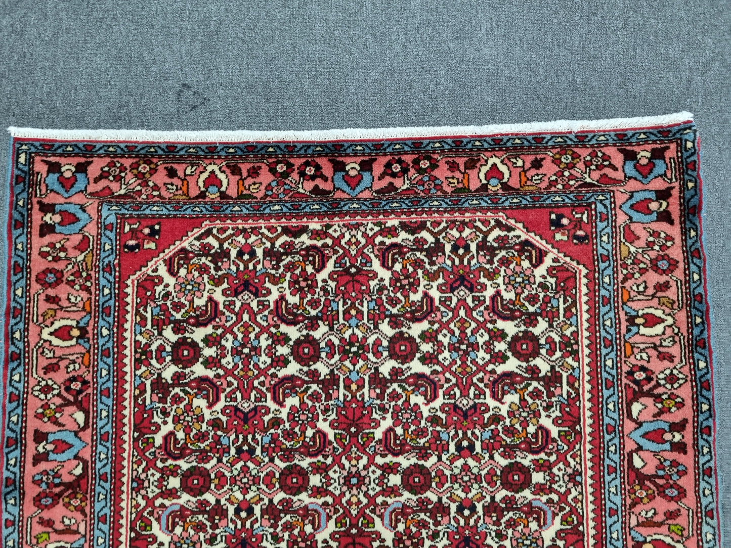 3'7"×4'10" Vintage Oriental Rug – Handwoven, Wool Rug, Vegetable Dyes
