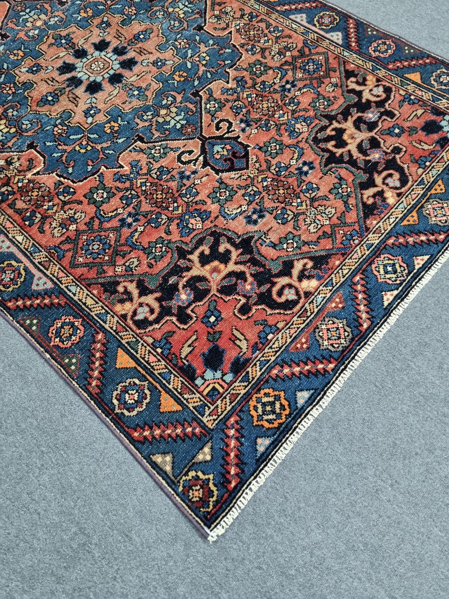 Vintage Oriental Rug 4' x 6', Handwoven Wool Rug, Red Blue Medallion Living Room Carpet