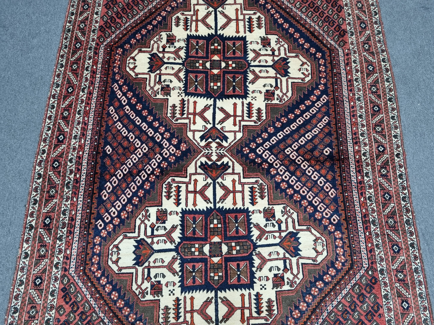 Vintage Oriental Wool Rug, Handwoven Red Tribal Medallion Carpet (4'9" x 6'9")