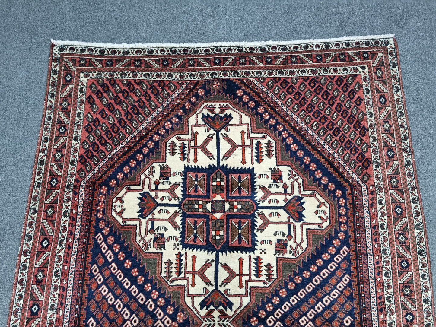 Vintage Oriental Wool Rug, Handwoven Red Tribal Medallion Carpet (4'9" x 6'9")