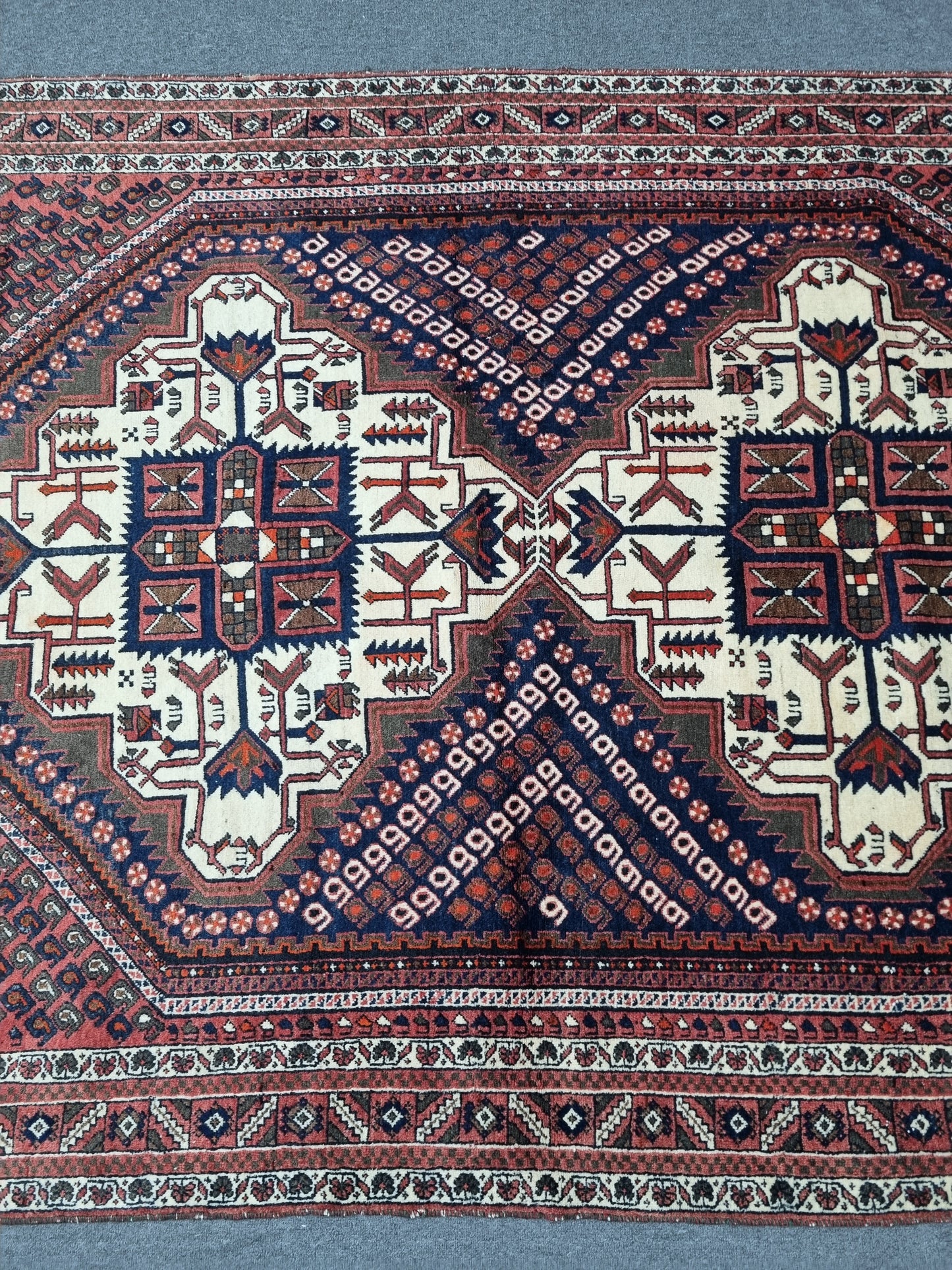 Vintage Oriental Wool Rug, Handwoven Red Tribal Medallion Carpet (4'9" x 6'9")