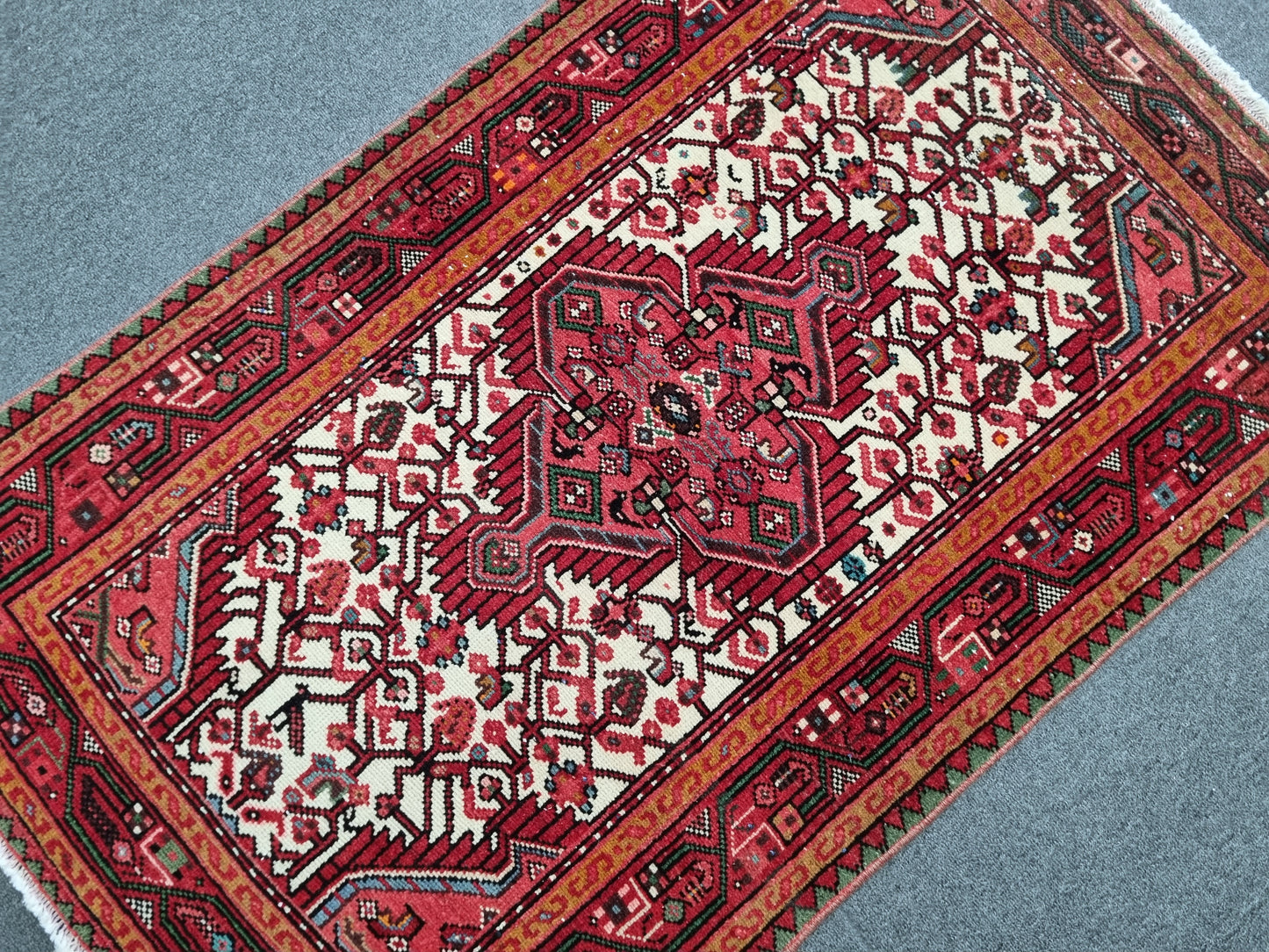Handwoven Vintage Wool Rug, Red Ivory Tribal Oriental Carpet (2'6" x 4')