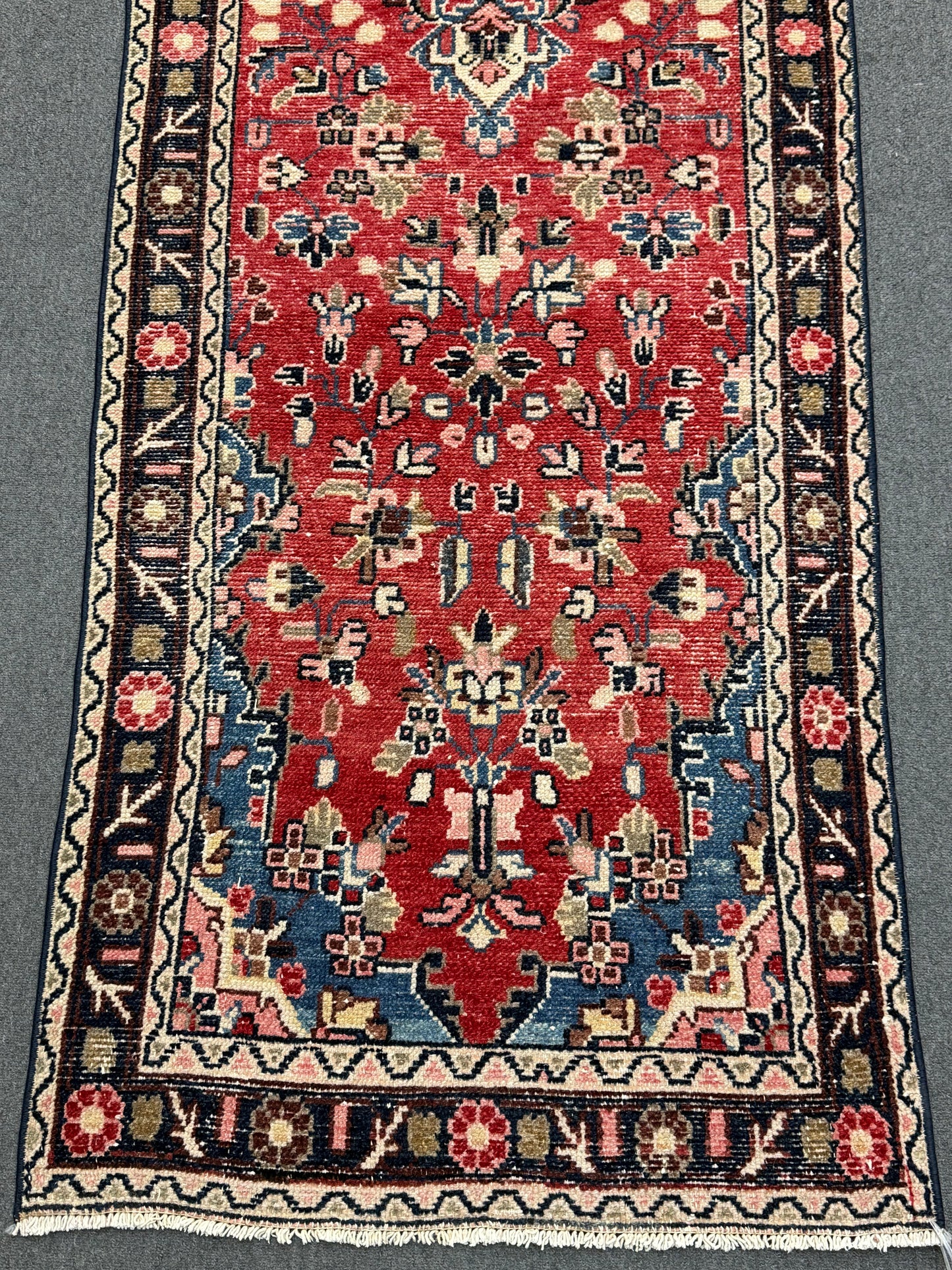 Vintage Runner Rug 2'6" × 9'5" – Handwoven, Natural Dyes, Wool Runner Rug
