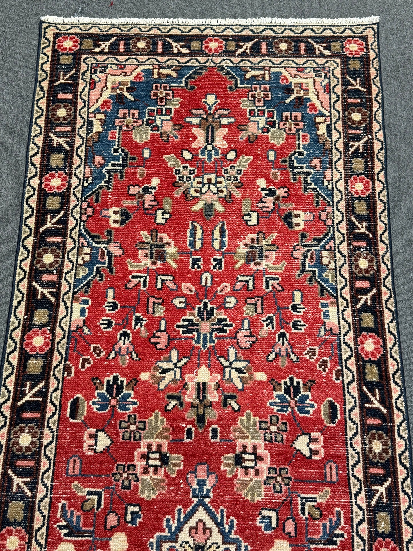 Vintage Runner Rug 2'6" × 9'5" – Handwoven, Natural Dyes, Wool Runner Rug