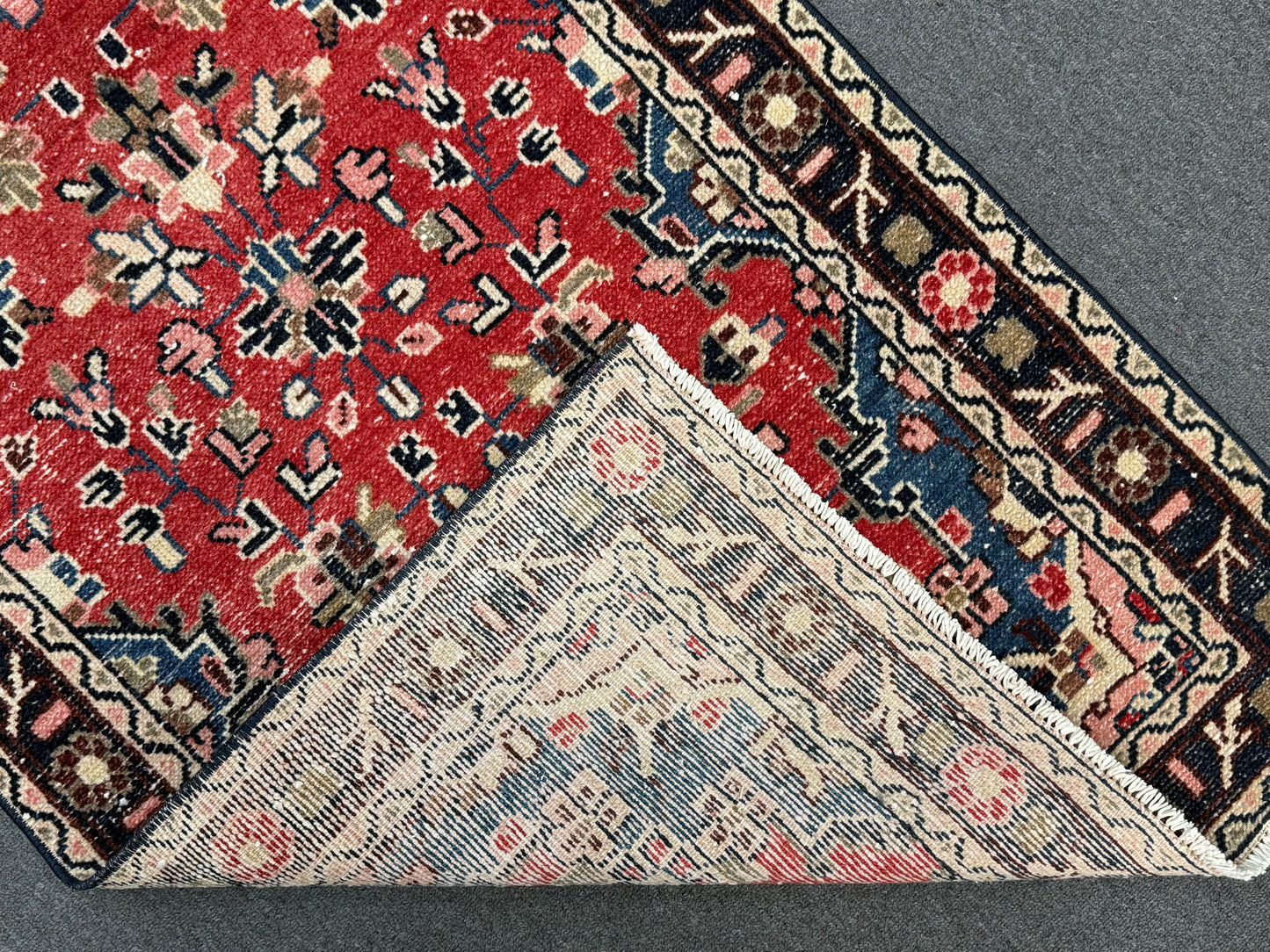 Vintage Runner Rug 2'6" × 9'5" – Handwoven, Natural Dyes, Wool Runner Rug