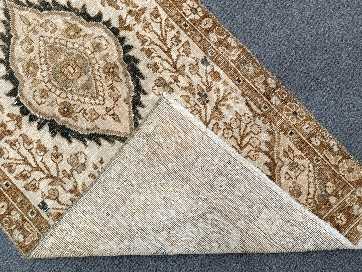 Vintage Runner Rug 2'7" × 13'9" – Handwoven, Natural Dyes, Wool Runner Rug