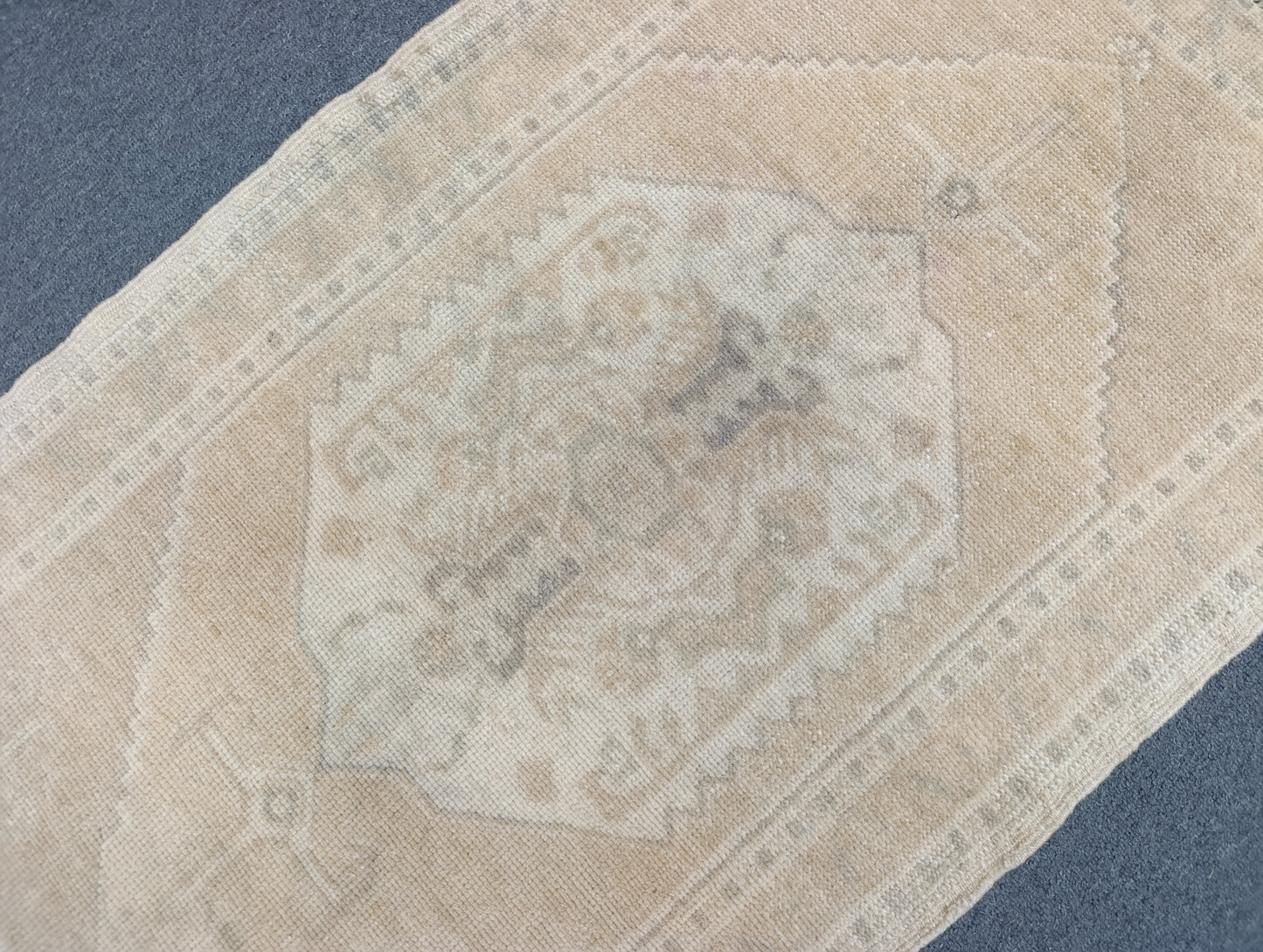 Handwoven Vintage Turkish Yastik Rug – One-of-a-Kind Small Rug 2' × 3'4"