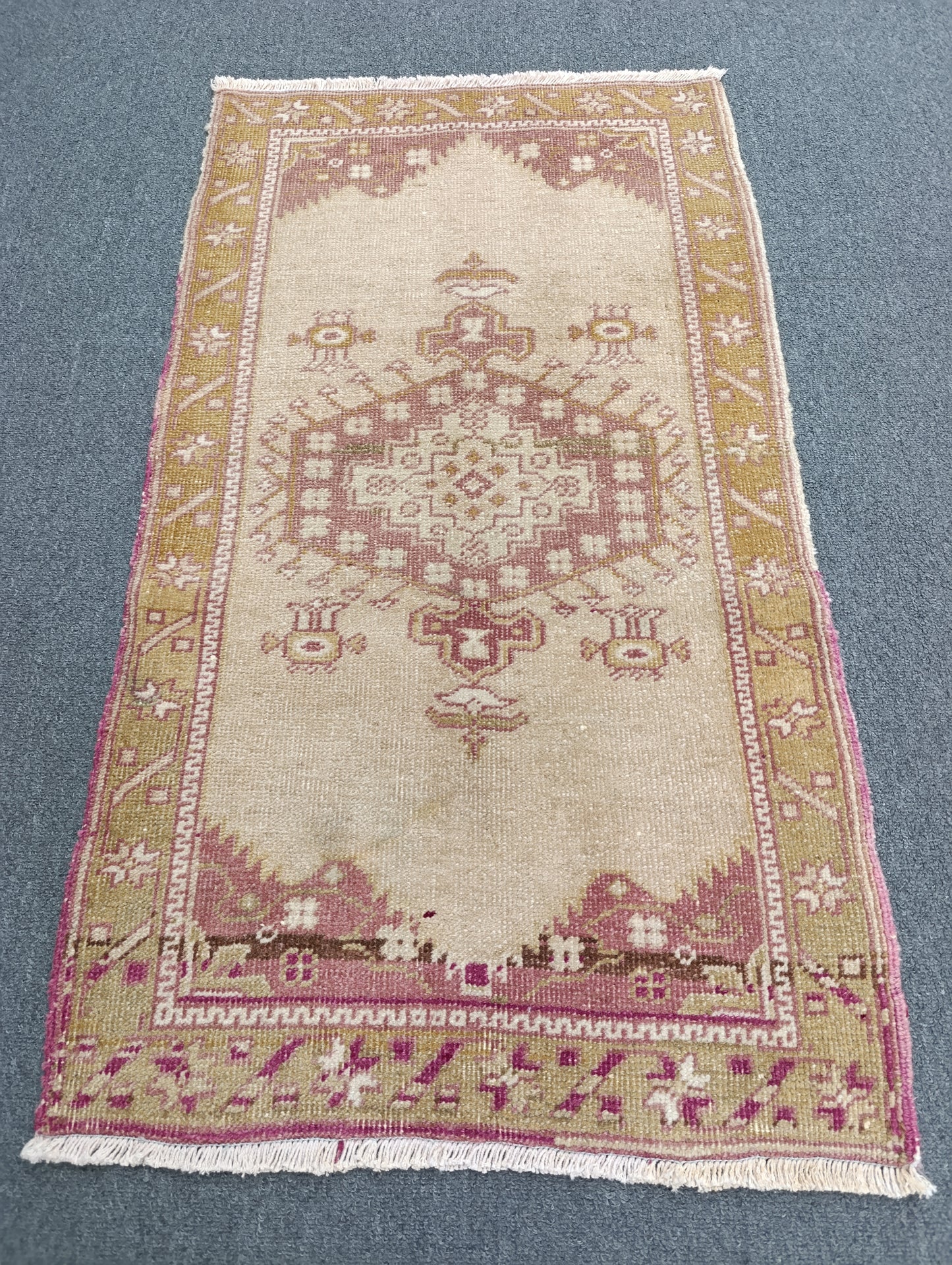 Handwoven Vintage Turkish Yastik Rug – One-of-a-Kind Entryway Mat 1'10" x 3'2