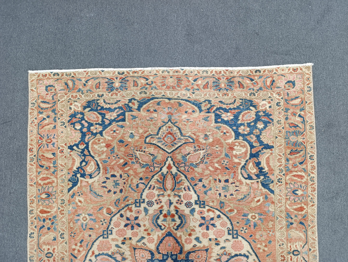 4'7"×6'10" Vintage Oriental Rug – Handwoven, Wool Rug, Vegetable Dyes