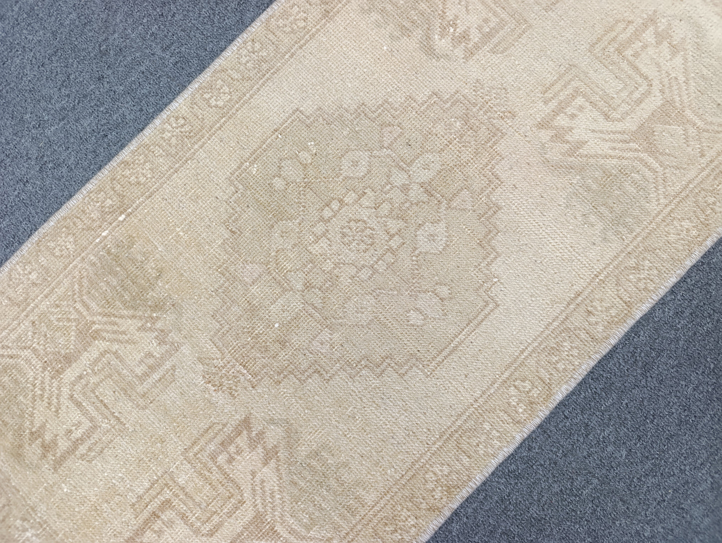 Handwoven Vintage Turkish Yastik Rug – One-of-a-Kind Entryway Mat 1'5" x 3'