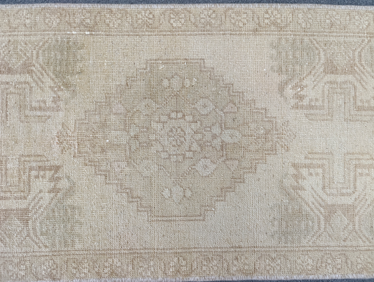 Handwoven Vintage Turkish Yastik Rug – One-of-a-Kind Entryway Mat 1'5" x 3'