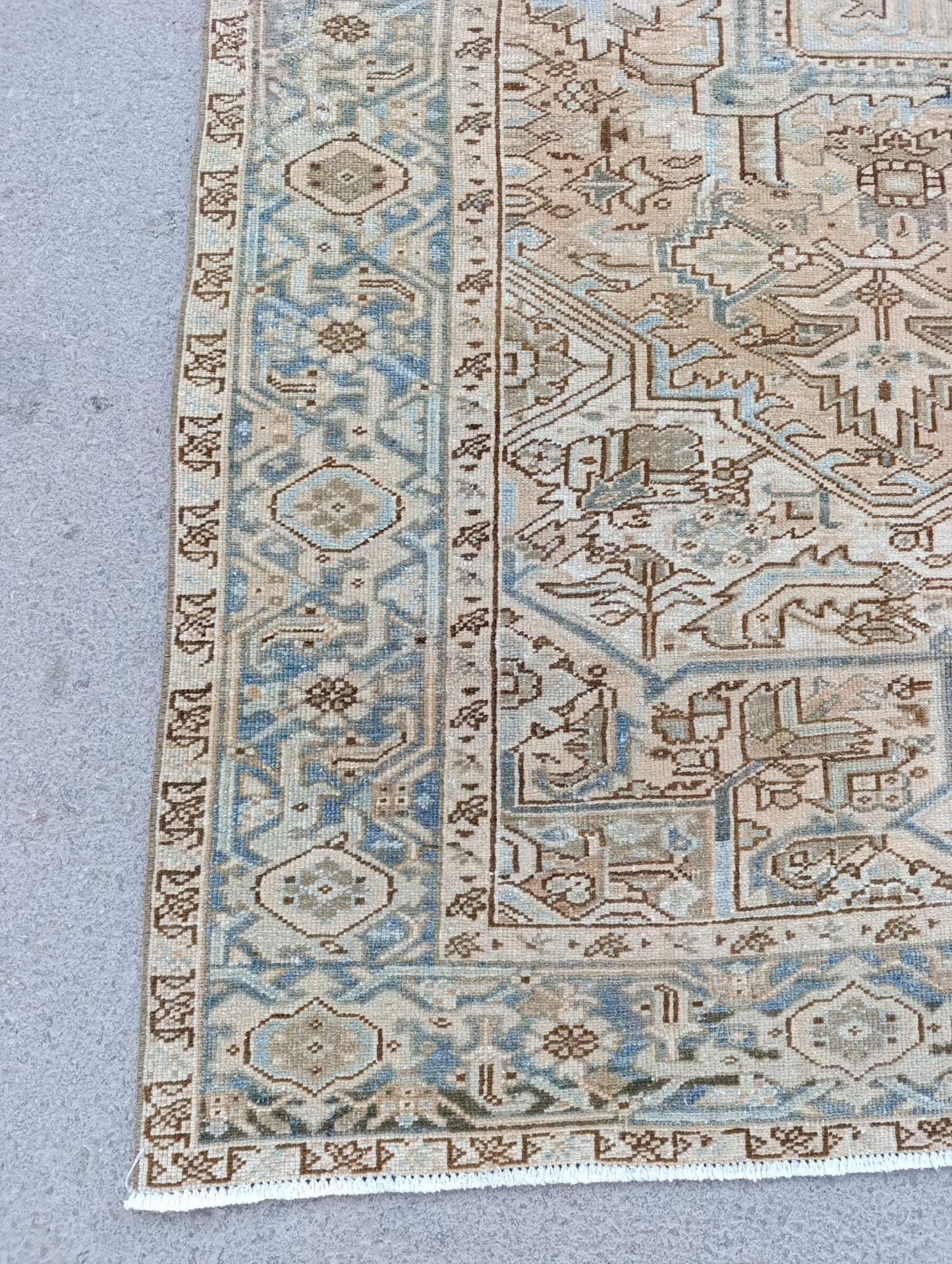 8x11 Vintage 1930s Oriental Heriz Rug – Handwoven, Vegetable Dyes