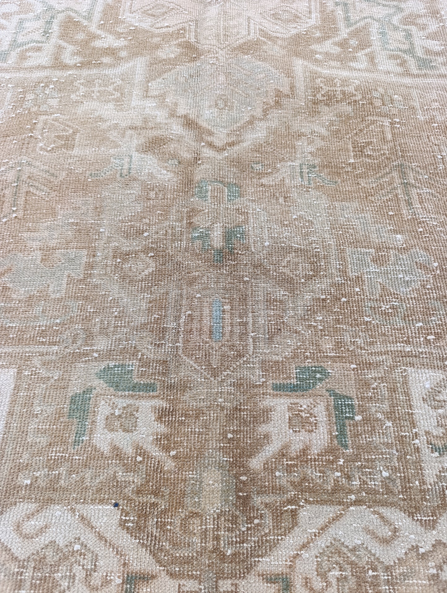 7x10 Vintage Heriz Rug – Handwoven, Vegetable Dyes
