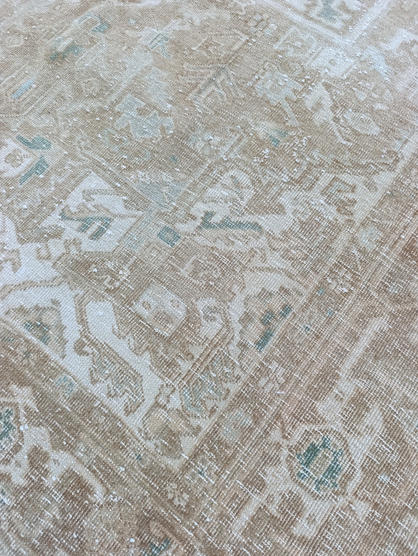 7x10 Vintage Heriz Rug – Handwoven, Vegetable Dyes