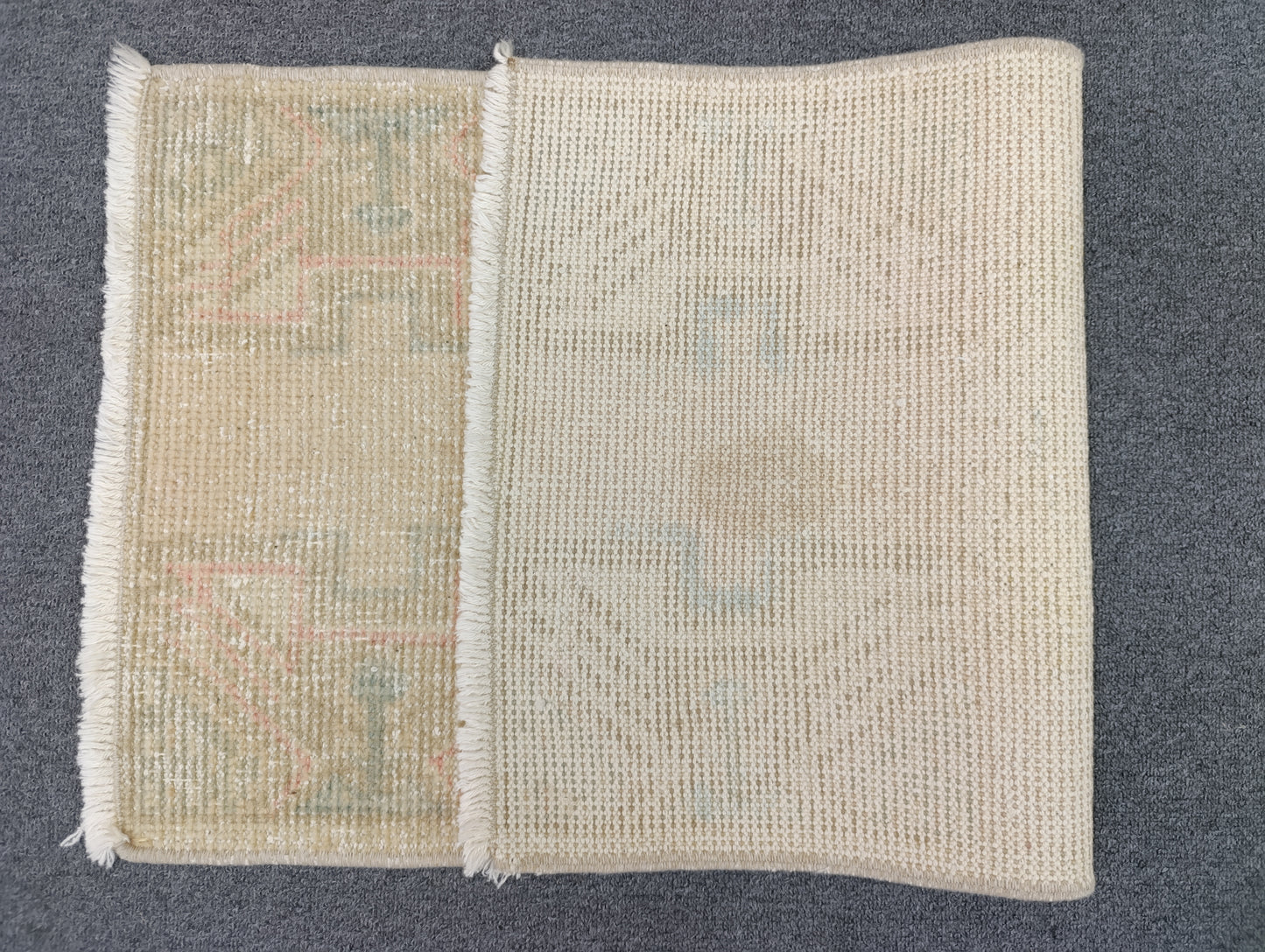 Vintage Turkish Tiny Rug, Handwoven Wool Accent Rug for Entryway (1'6" x 2'11")