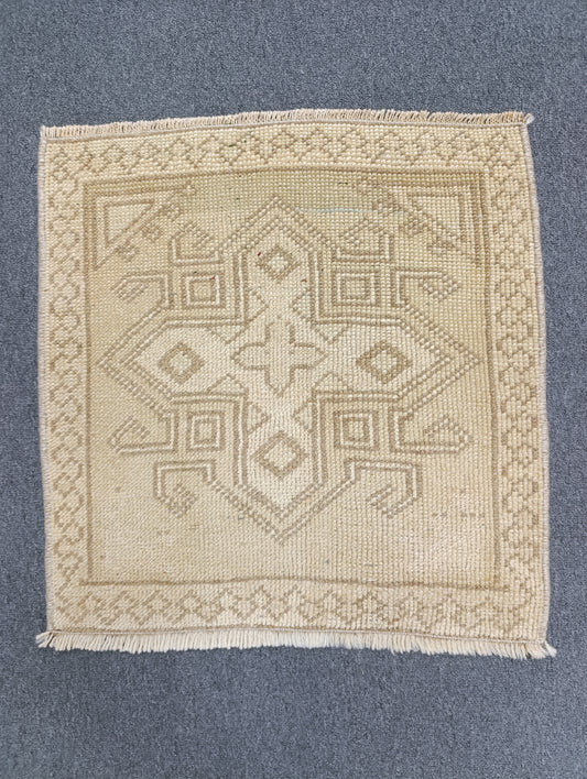 Vintage Turkish Tiny Rug, Handwoven Wool Square Accent Rug (1'9" x 1'9")
