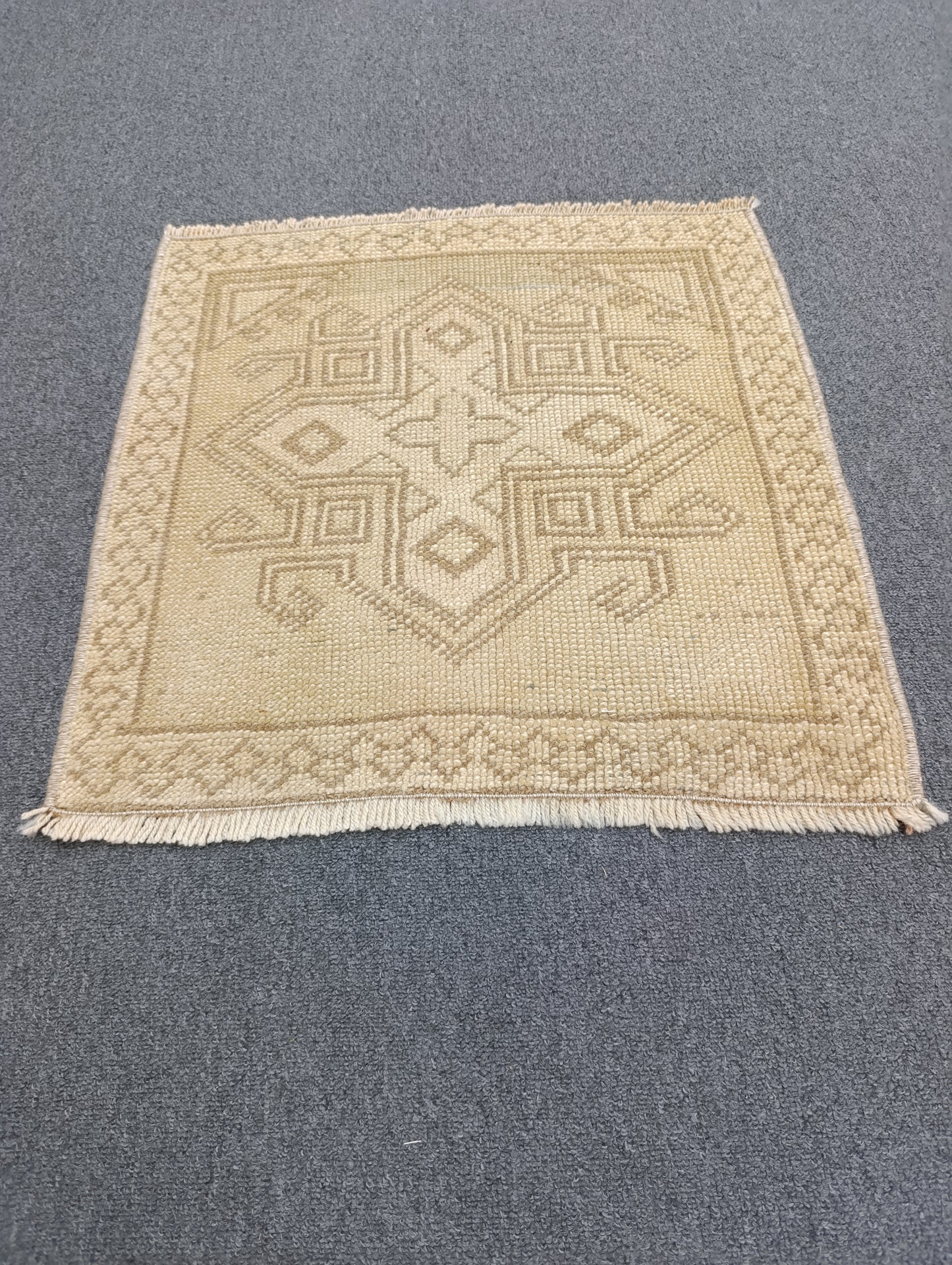 Vintage Turkish Tiny Rug, Handwoven Wool Square Accent Rug (1'9" x 1'9")