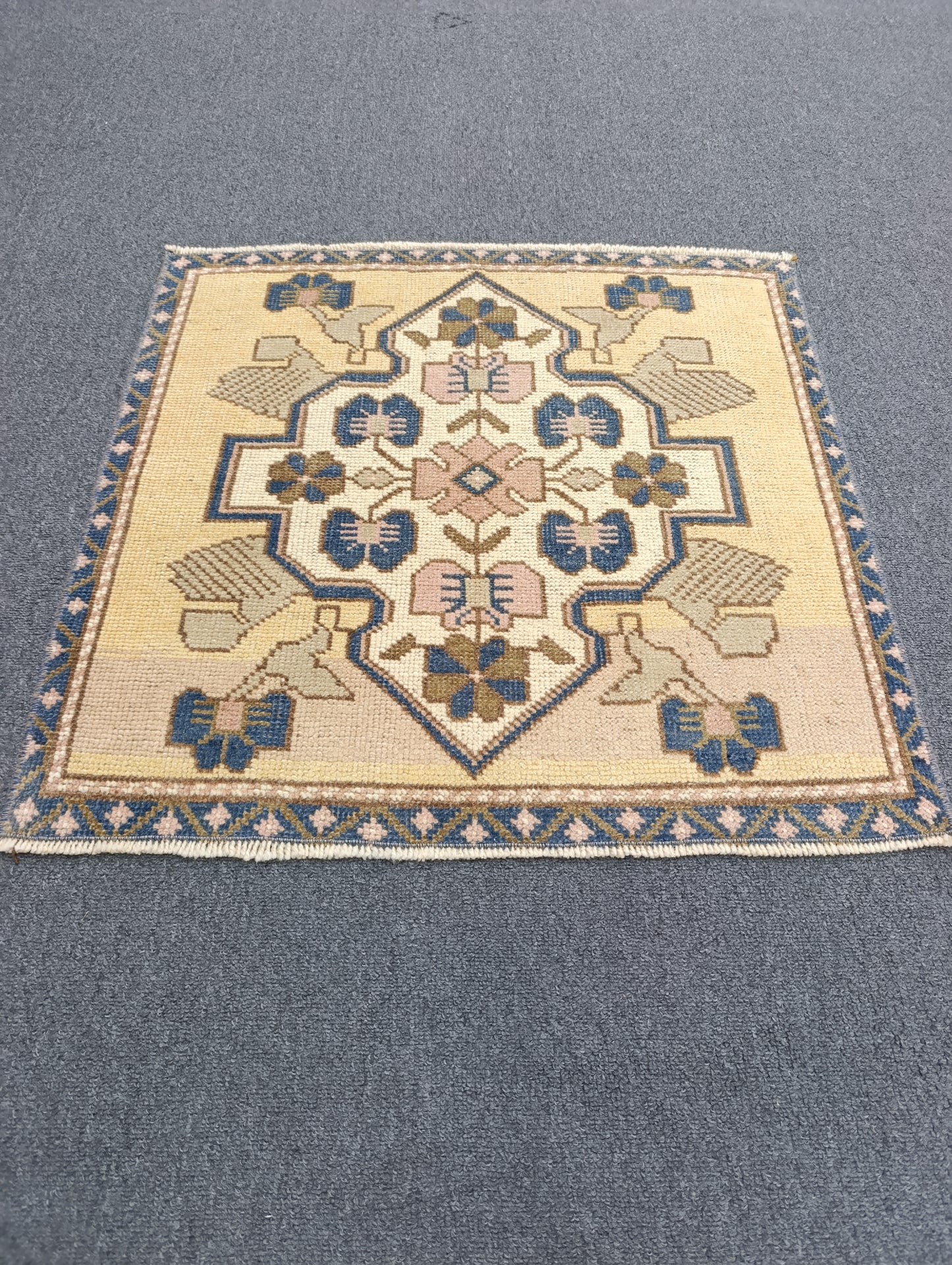 Vintage Turkish Tiny Rug, Handwoven Wool Square Accent Rug (2'1" x 2'1")
