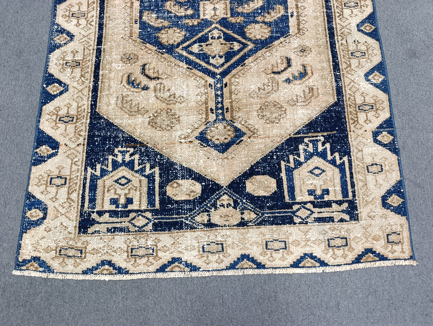 3'7" x 6'5" Faded Blue Beige Vintage Rug, Handwoven Wool Tribal Medallion Area Rug