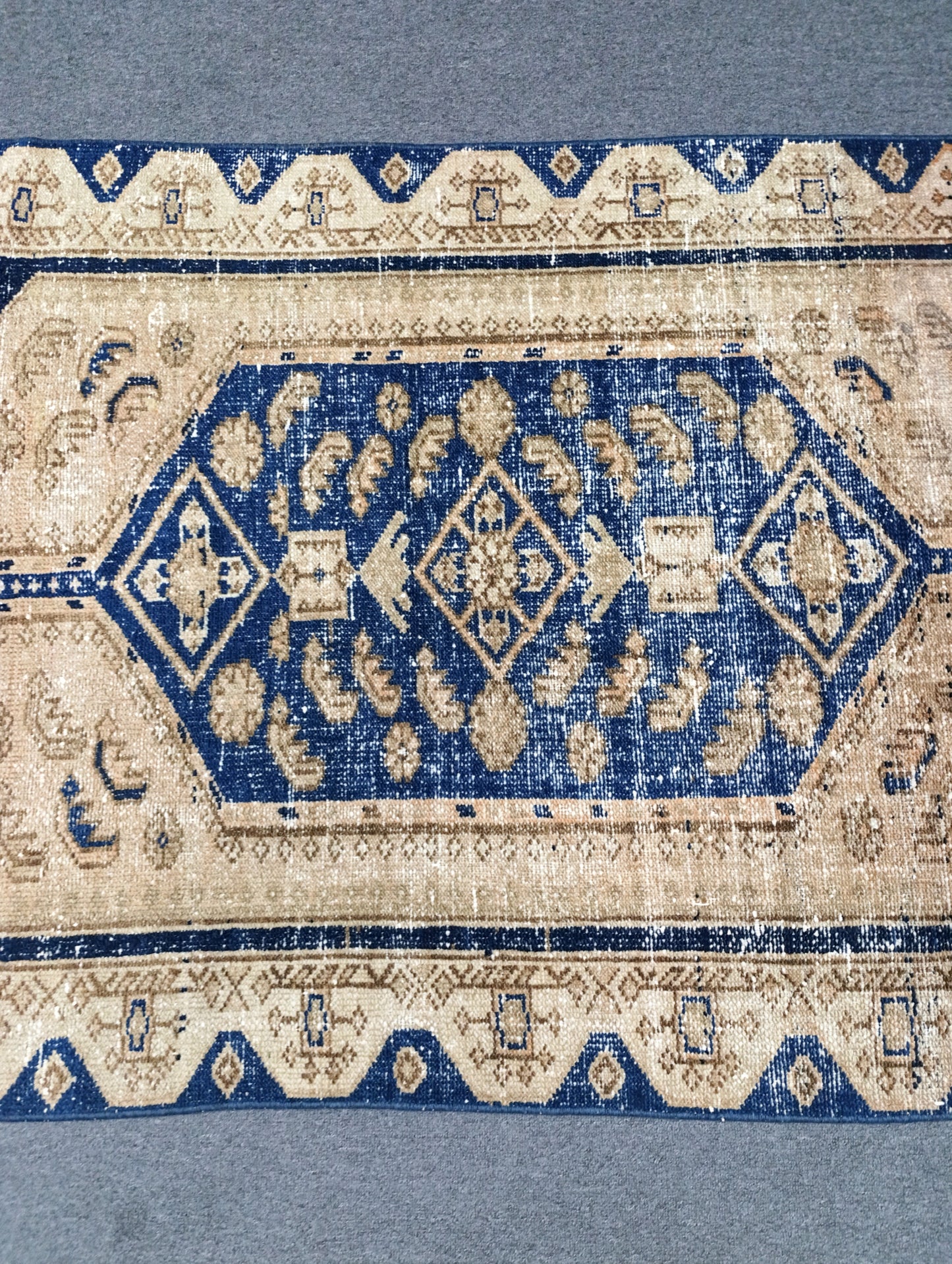 3'7" x 6'5" Faded Blue Beige Vintage Rug, Handwoven Wool Tribal Medallion Area Rug