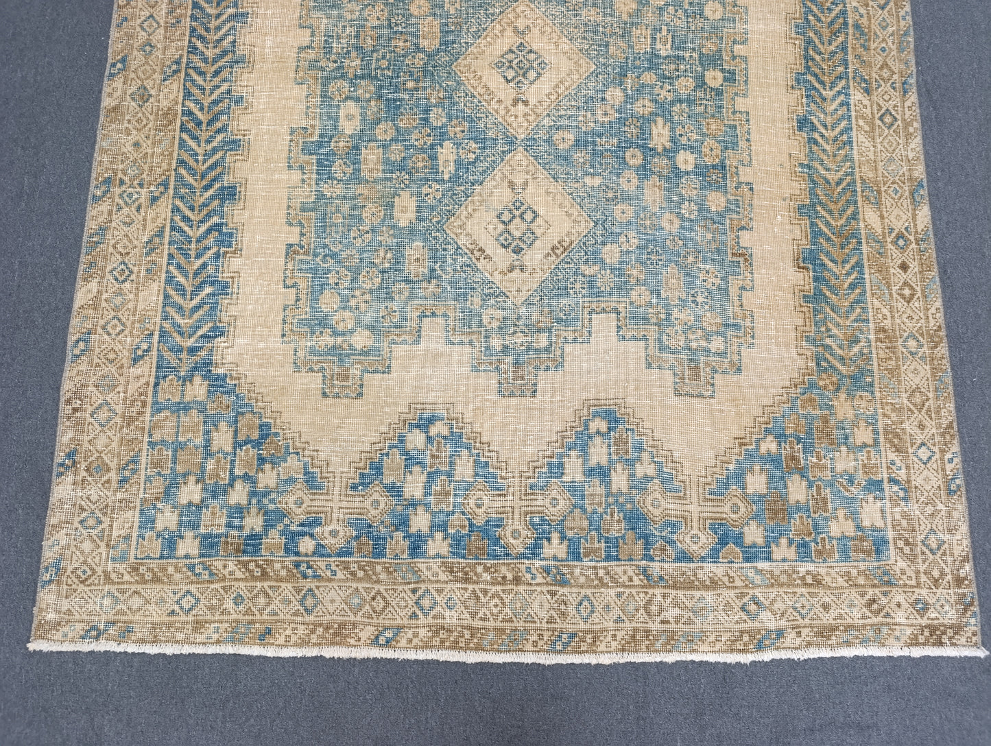 5x6.10 Vintage Rug, Handwoven Wool Anatolian Carpet, Faded Blue Beige Oriental Rug, Distressed Medallion Rug