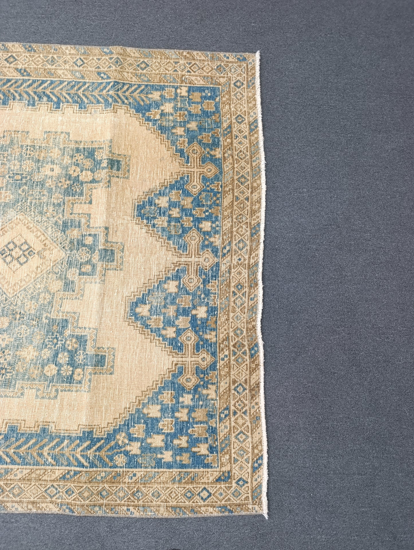 5x6.10 Vintage Rug, Handwoven Wool Anatolian Carpet, Faded Blue Beige Oriental Rug, Distressed Medallion Rug