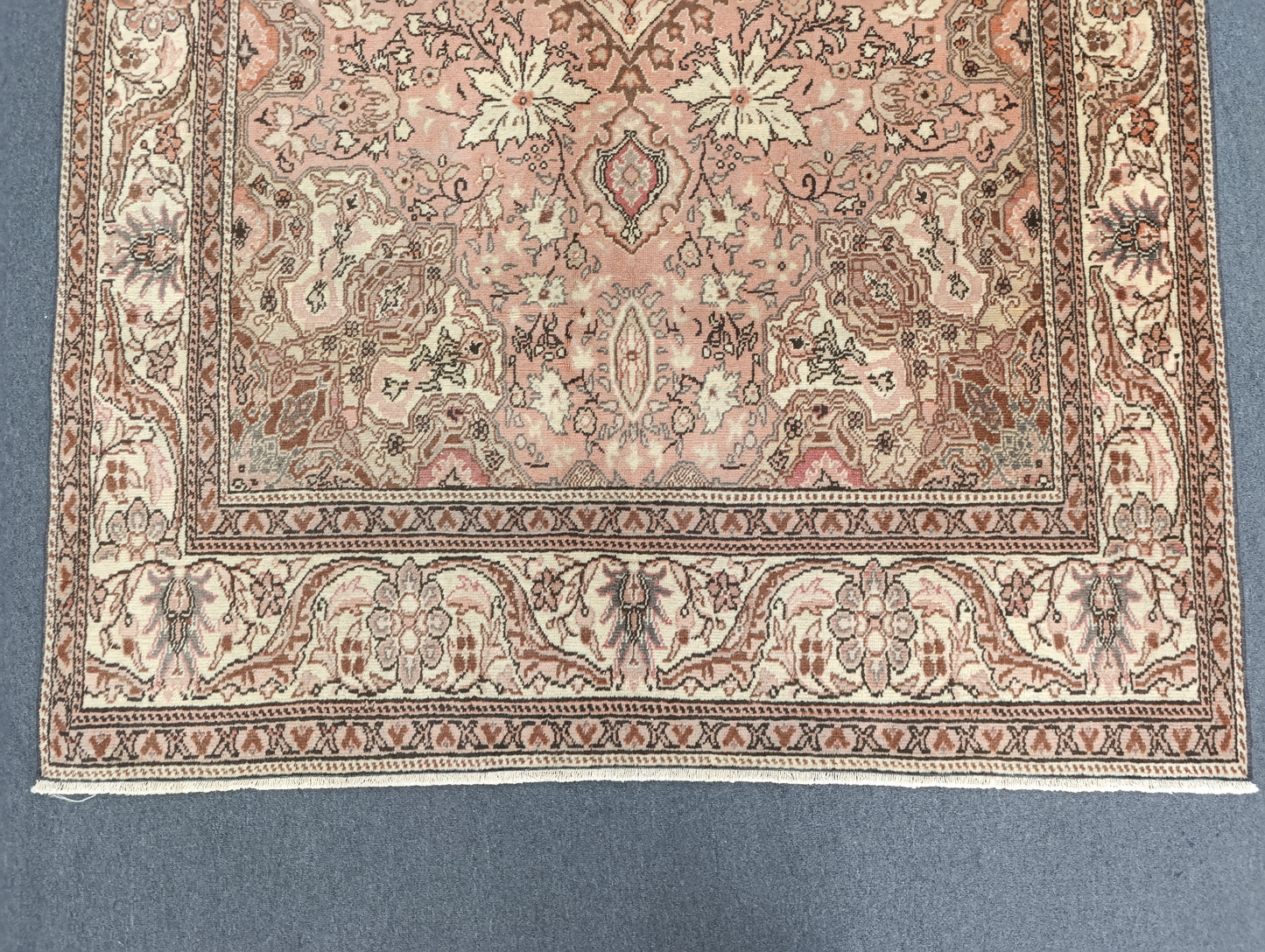 4'10" x 7'11" Vintage Floral Rug, Soft Pink Beige Oriental Carpet