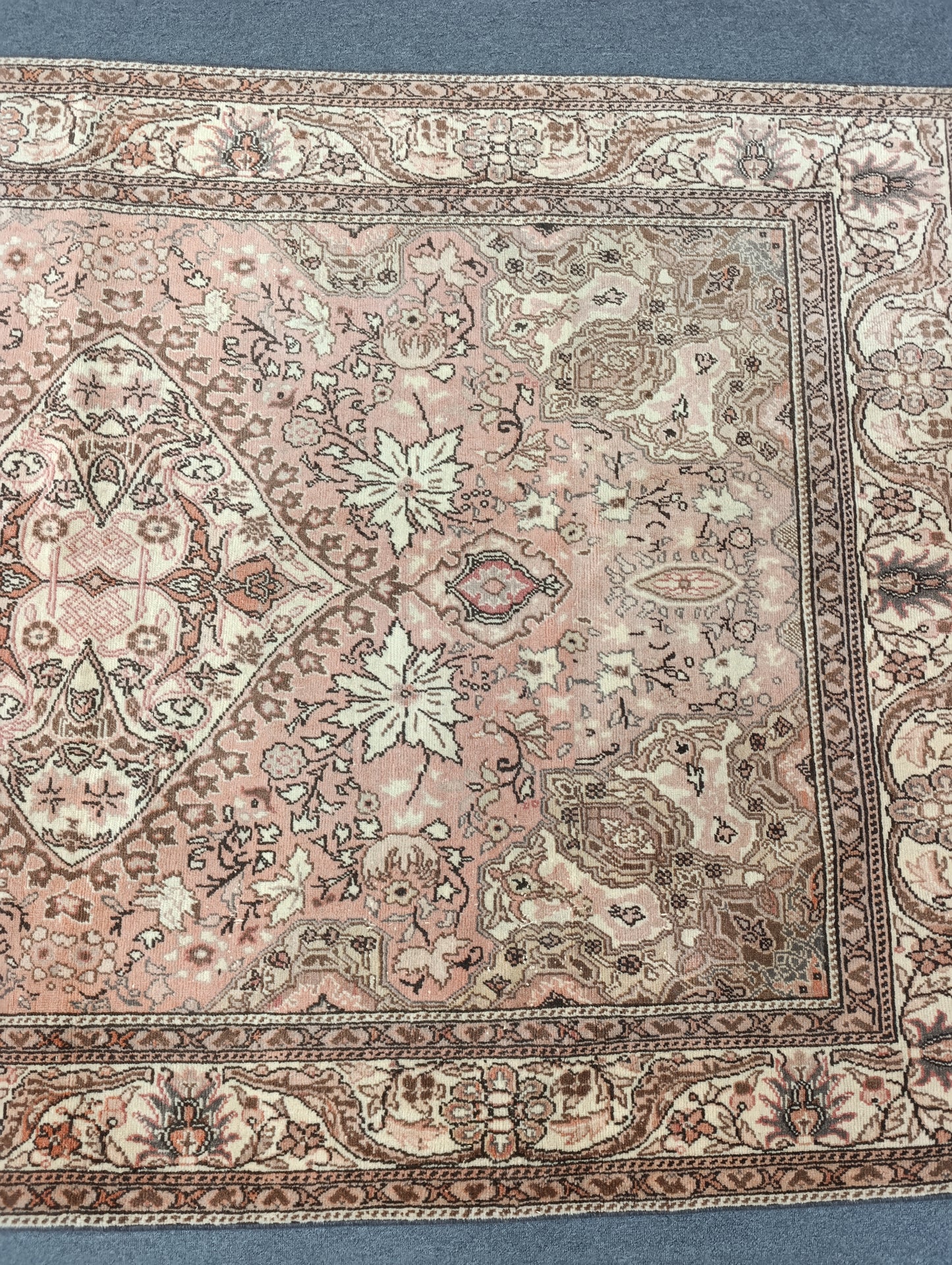 4'10" x 7'11" Vintage Floral Rug, Soft Pink Beige Oriental Carpet
