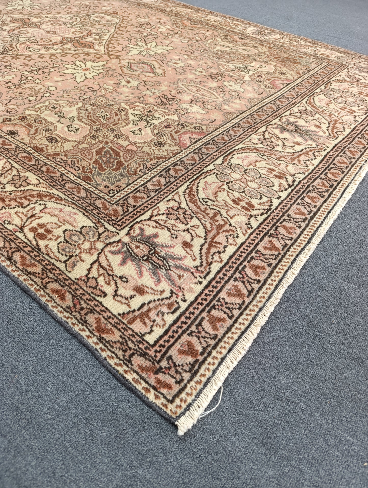 4'10" x 7'11" Vintage Floral Rug, Soft Pink Beige Oriental Carpet