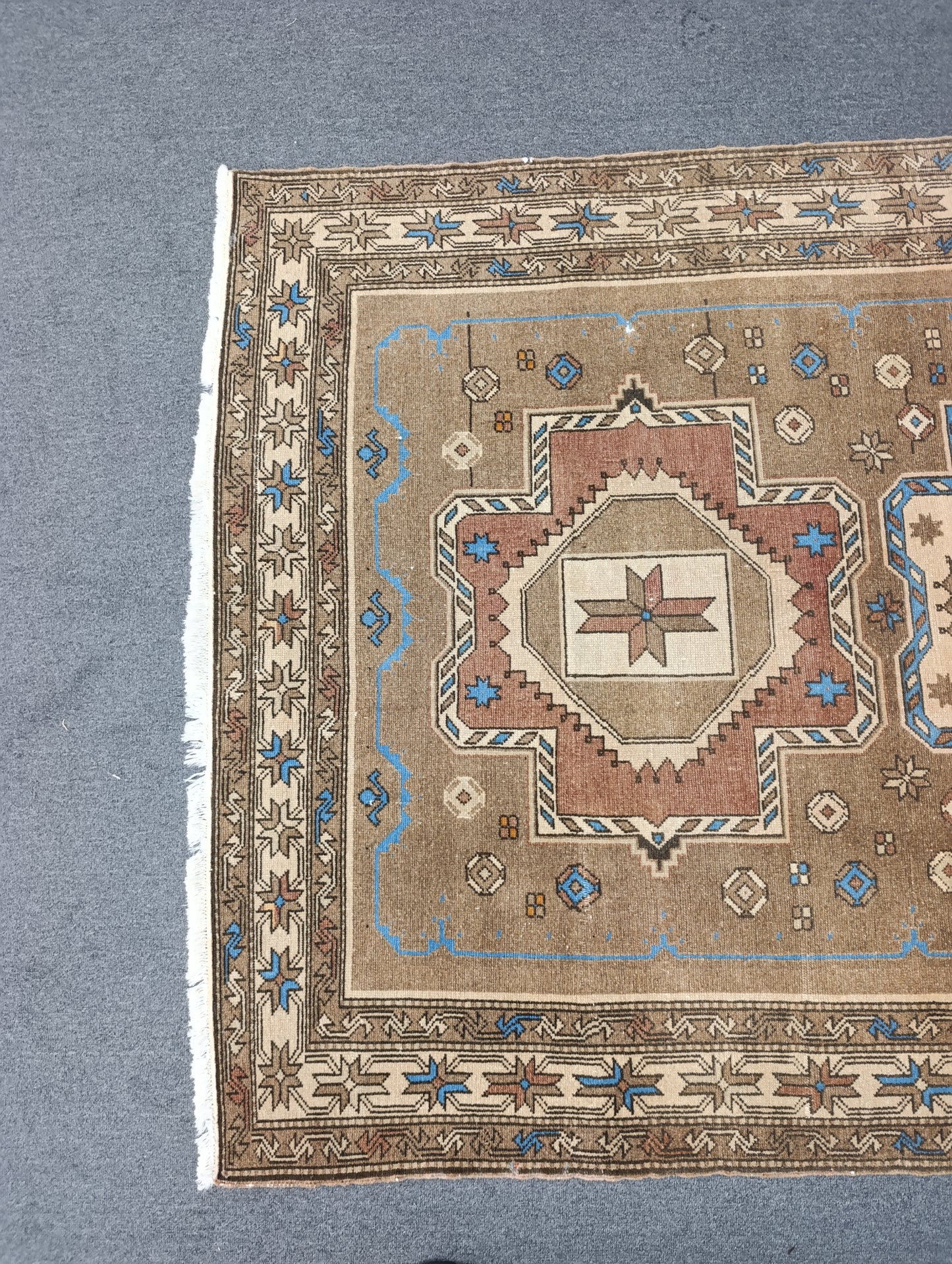 Handwoven Vintage Wool Rug, Faded Beige Blue Tribal Carpet (2'6" x 3'10")