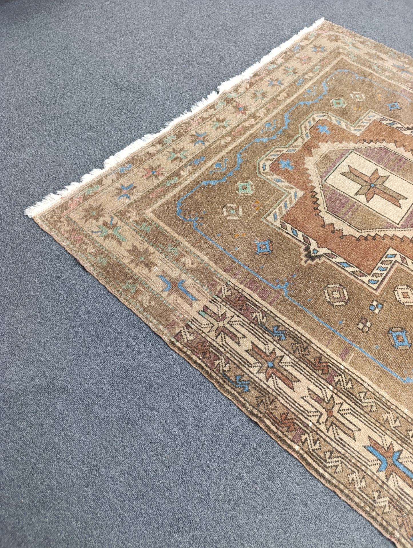 Handwoven Vintage Wool Rug, Faded Beige Blue Tribal Carpet (2'6" x 3'10")